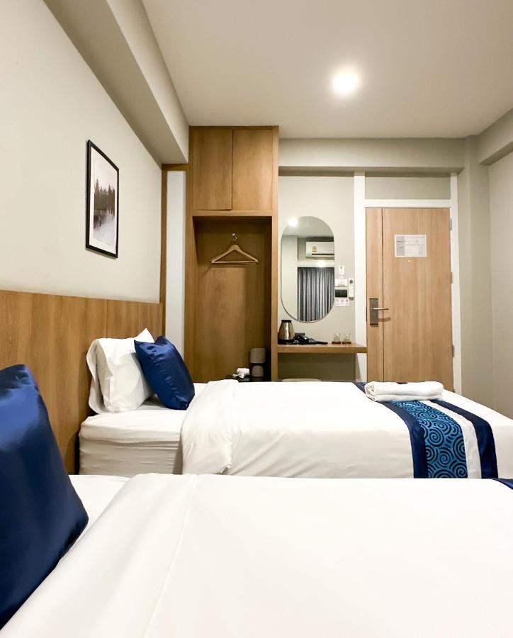 B Stay Hotel Bangkok Exterior photo