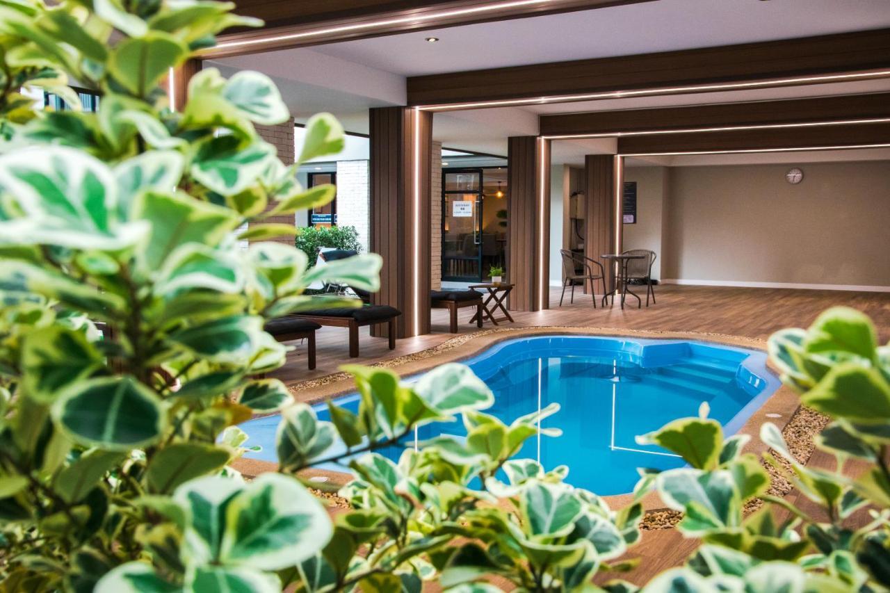 B Stay Hotel Bangkok Exterior photo